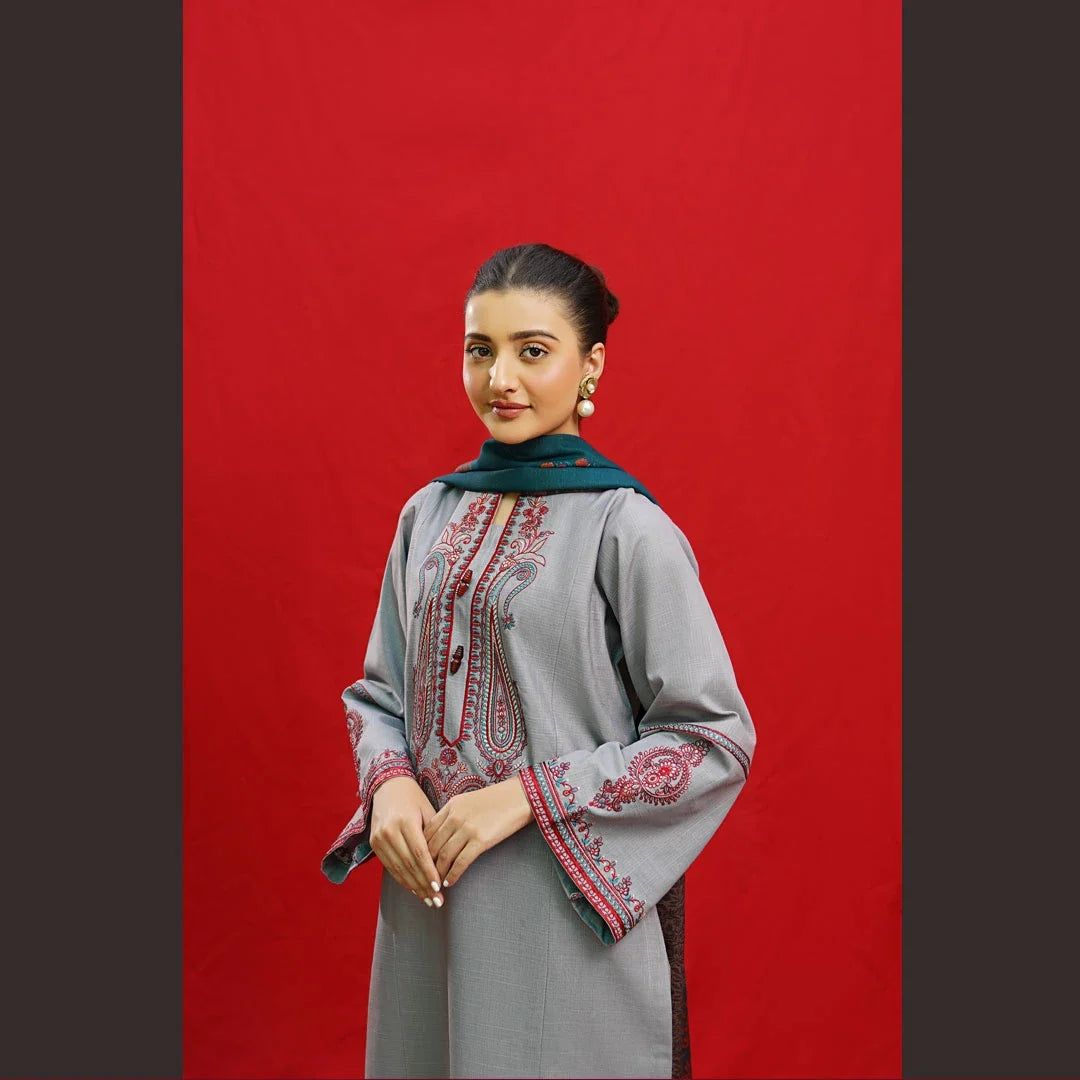 Luxury Dhanak Embroidered 3PC