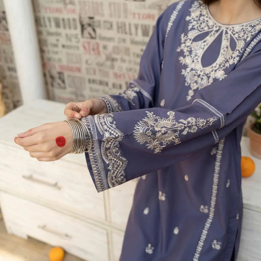 Luxury Dhanak Embroidered 3PC