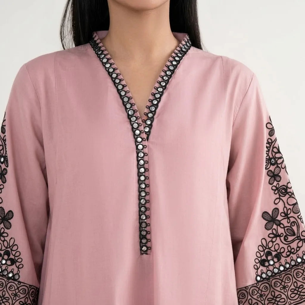 Luxury Dhanak Embroidered 3PC